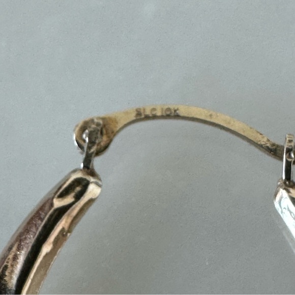 10k Gold Oblong Hoop Earrings - Picture 10 of 16